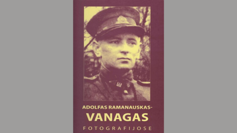 Knygos-albumo ,,Adolfas Ramanauskas-Vanagas fotografijose“ viršelis