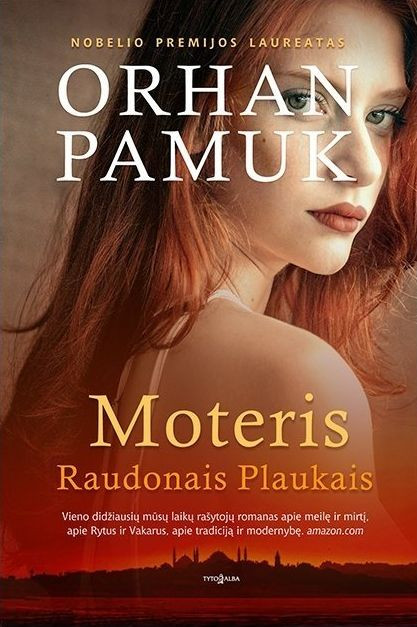 Moteris raudonais plaukais