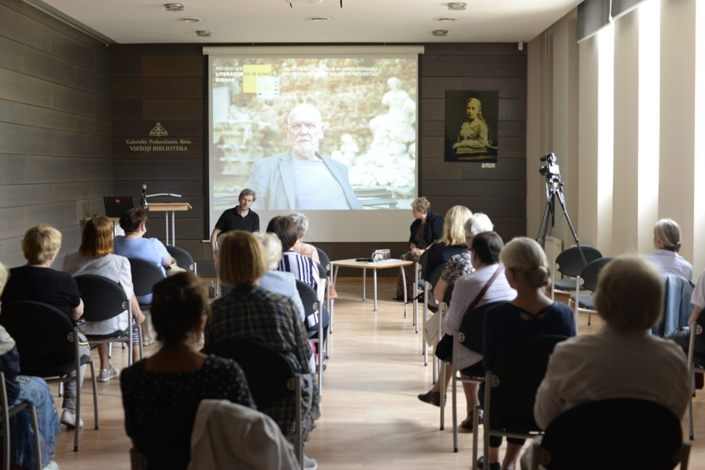 Nuotr. iš susitikimo su Audroniu Liuga ir filmo „Eimuntas Nekrošius. Tėvo kėdė“ peržiūros