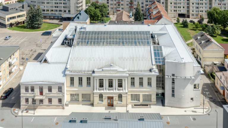 Pastatai kalba, bibliotekos Centriniai rūmai