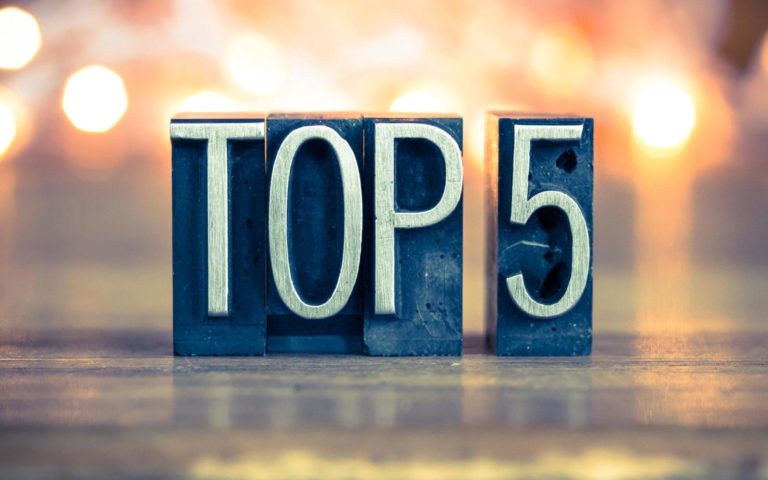 Užrašas „TOP 5“