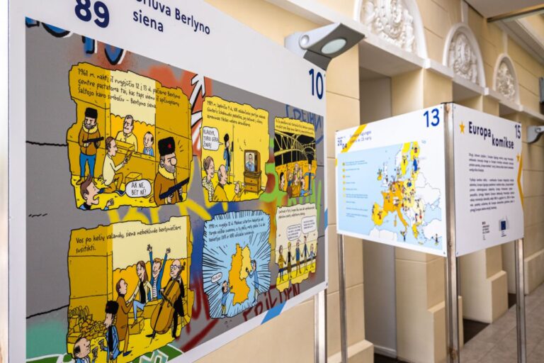 Stendų paroda „Europa komikse“ Lietuvos narystės Europos Sąjungoje 20-mečiui paminėti