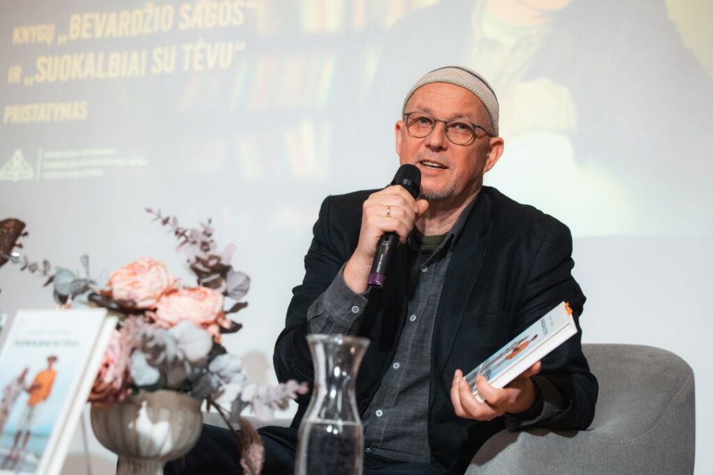 Vytautas V. Landsbergis: turėti žemuogę