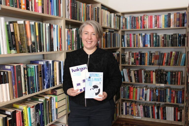 Kilnojamosios parodos „Autizmas – dalis manęs“ pristatymas ir susitikimas su jos iniciatore, dviejų knygų autore, organizacijos „Draugiški autizmui“ įkūrėja bei negalios temų ambasadore Barbora Suisse