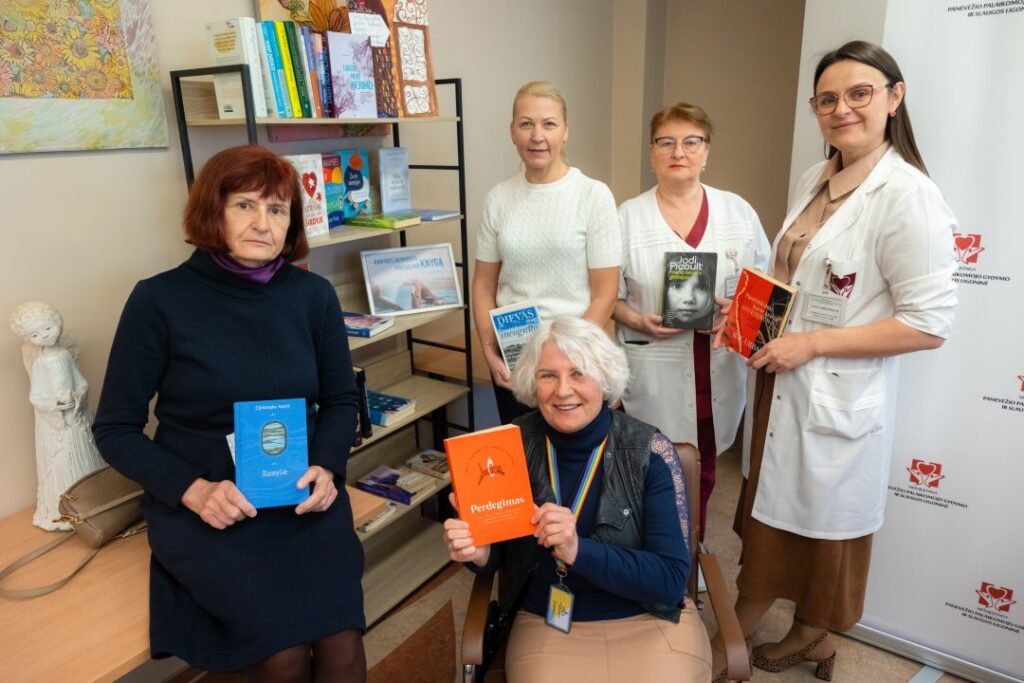 Bibliotekos knygos – jau ir slaugos ligoninėje