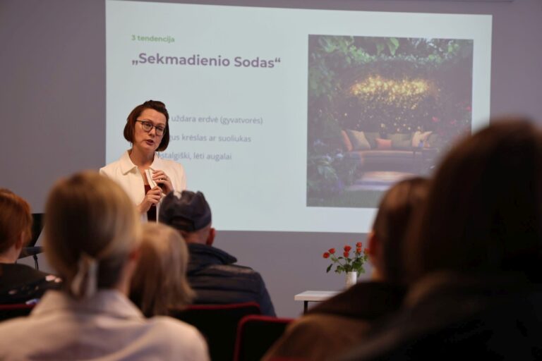Rokiškio Juozo Keliuočio viešojoje bibliotekoje vyko renginys „Apželdinimo tendencijos: kaip savo kiemą kurti tvaresniais būdais“