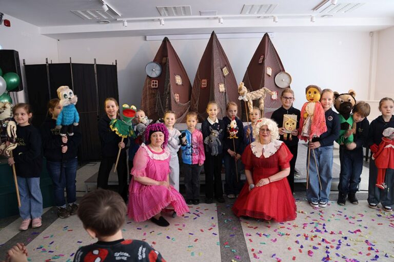 Rokiškyje jubiliejinis lėlių teatrų festivalis sujungė kartas, kūrėjus ir žiūrovus