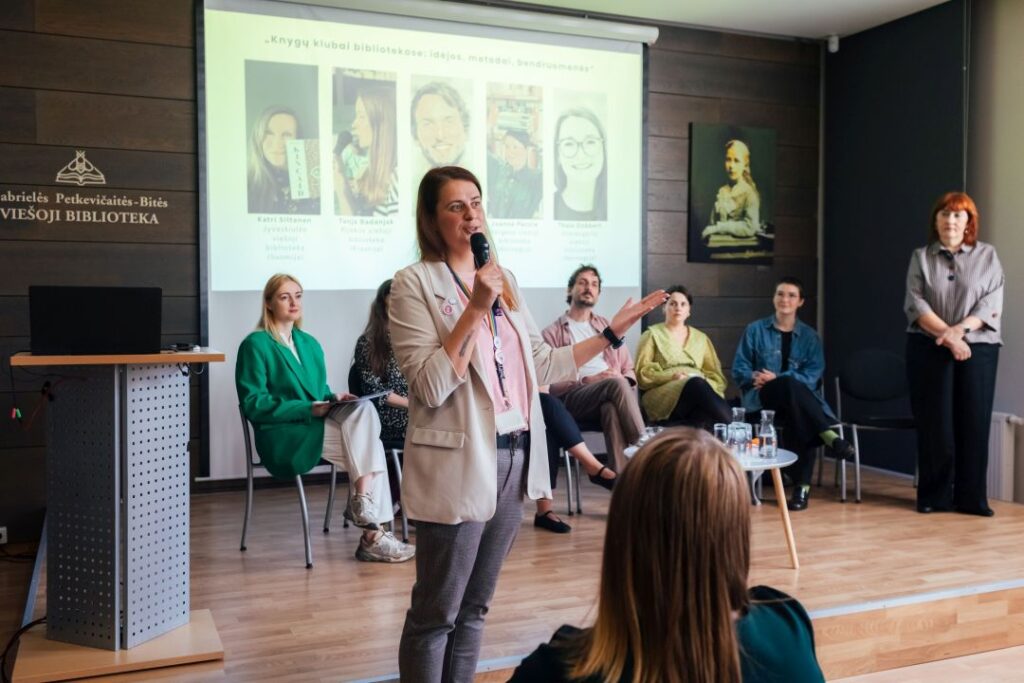 Knygų klubai bibliotekose: nuo pokalbio apie knygą iki gyvybingos bendruomenės